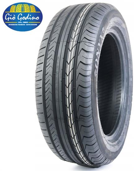 225/40R18 92W XL Onyx NY-901